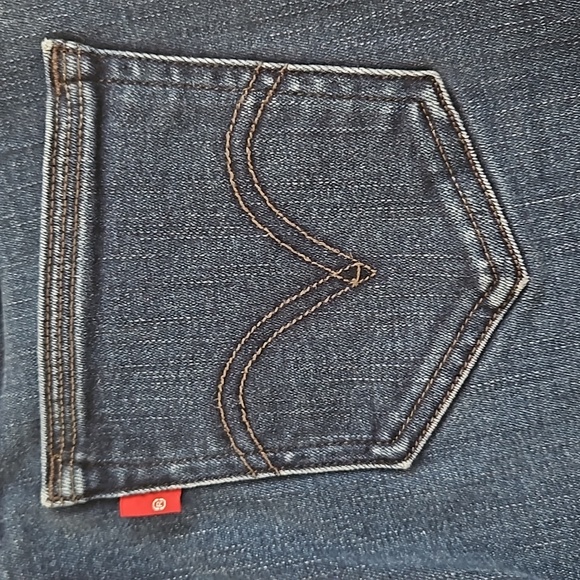 LEVI'S 529 CURVY BOOT CUT  WOMENS JEANS SIZE 10 PREOWNED - Picture 13 of 16